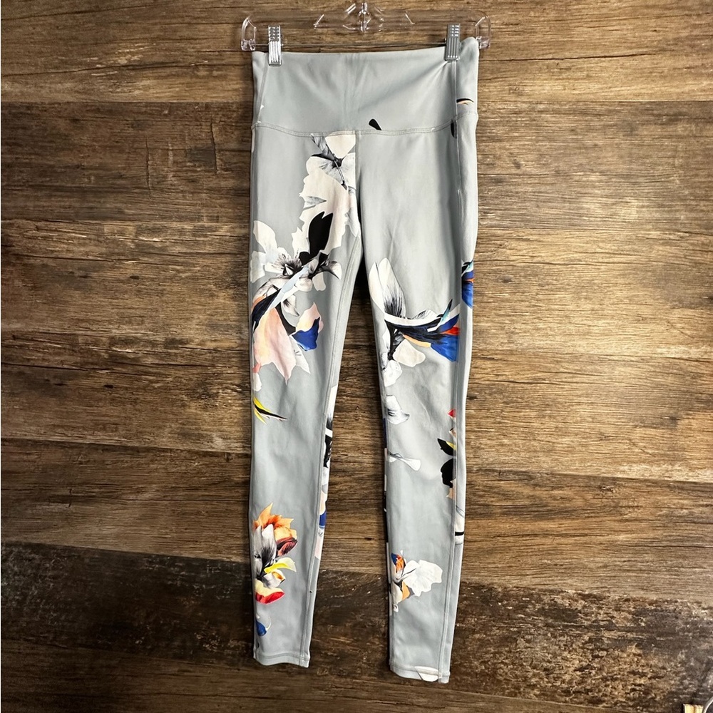 Athleta Floral Gray Leggings Women’s XS